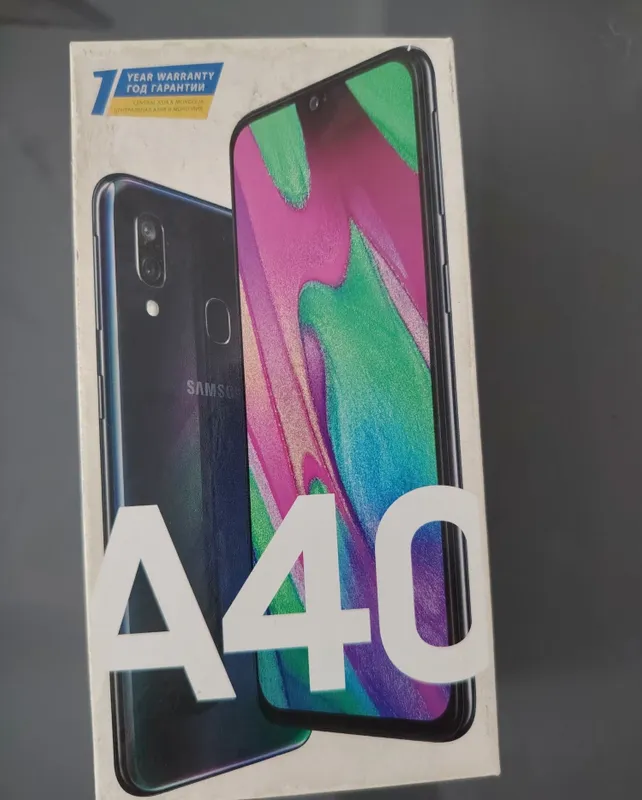 Samsung Galaxy A40 64 ГБ 4 Samsung Galaxy A40 64 ГБ 4