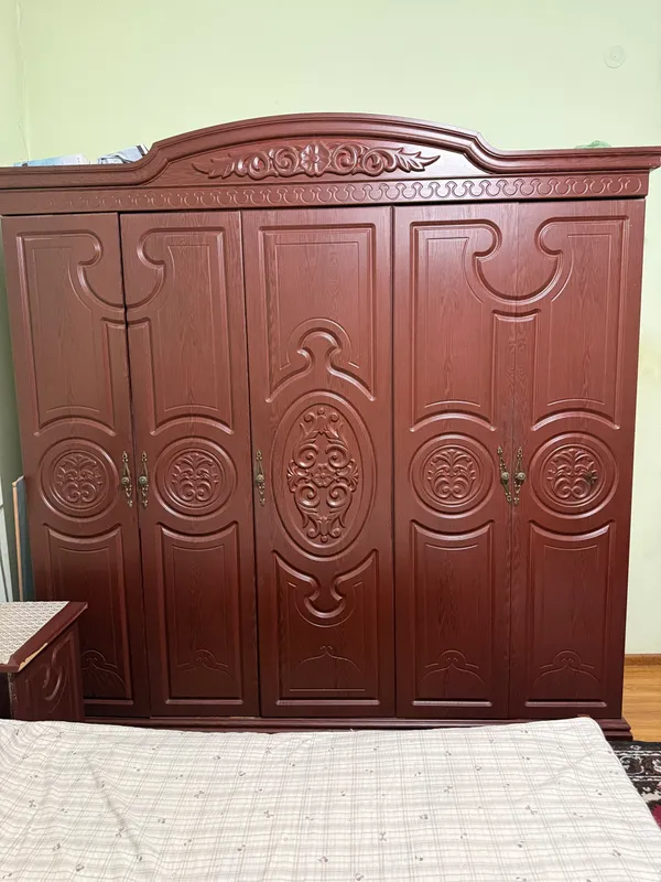 Spalniy komplekt mebel 3