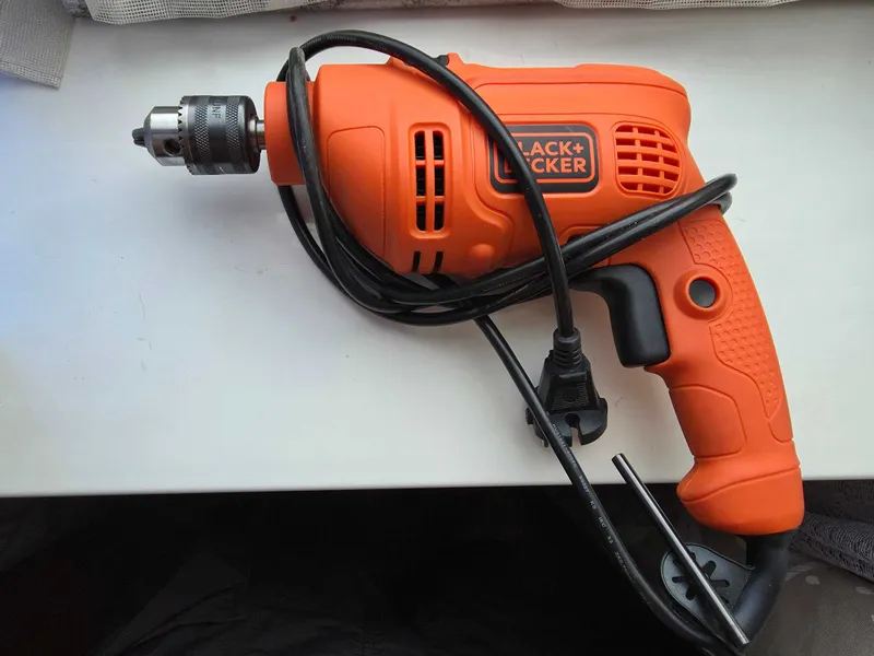 Продаётся ударная дрель Black+Decker (Impact Drill)
