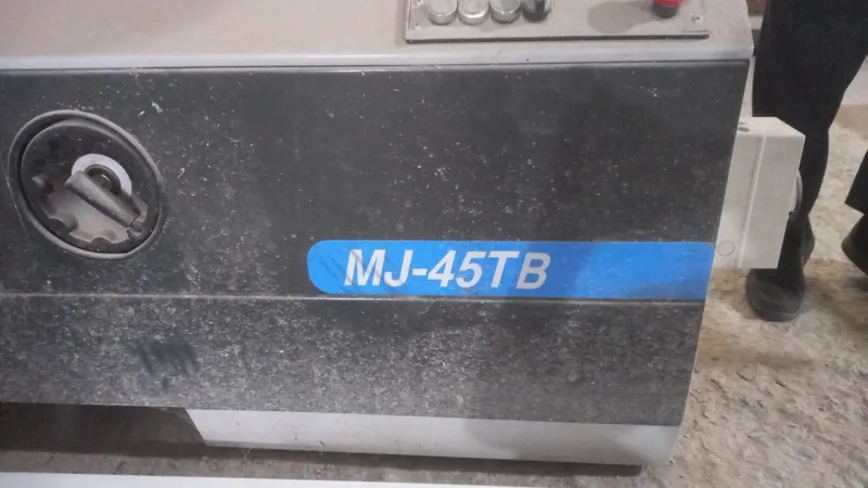 MJ-45TB двухпьлный станок 380 ватт ислейд 1 MJ-45TB двухпьлный станок 380 ватт ислейд 1