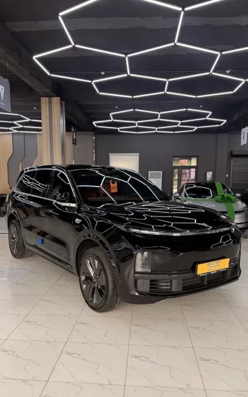 Автомобиль