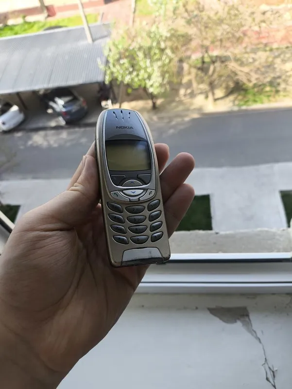 Nokia Retro telefonlar hammasi ishlidi