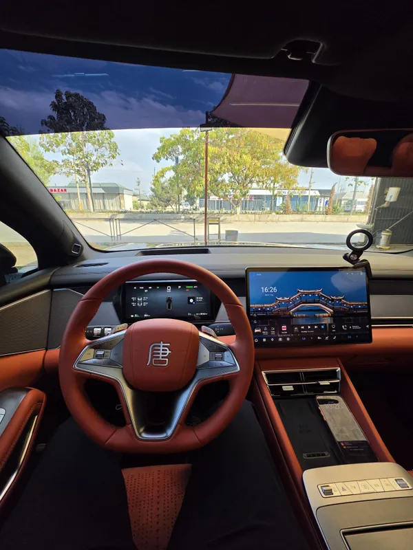BYD Tang L EV 2026 — 680 ot kuchi — 100 kWh 6 BYD Tang L EV 2026 — 680 ot kuchi — 100 kWh 6