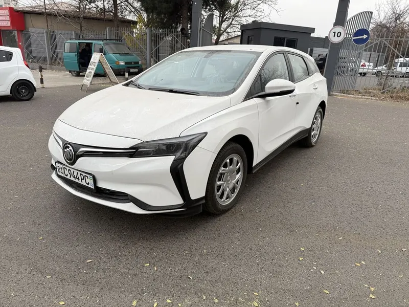 Buick velite 6 в аренду с выкупом 1