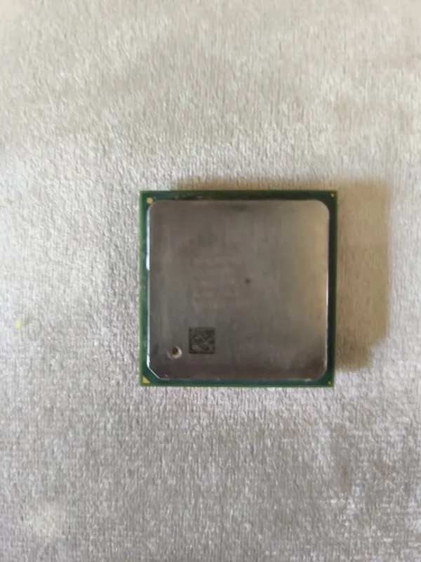 Процессор Intel Celeron — фото 1