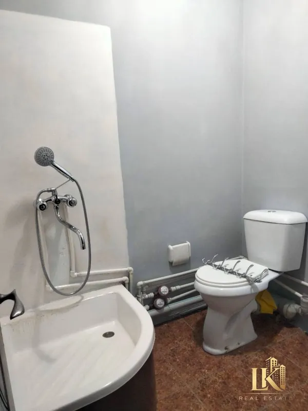 1/3/4 Продаётся бывшее общежитие с ремонтом, 18 м² 2 1/3/4 Продаётся бывшее общежитие с ремонтом, 18 м² 2