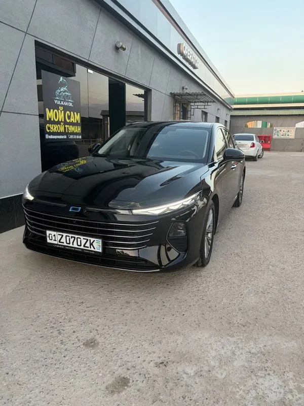 продаётся bestune 5