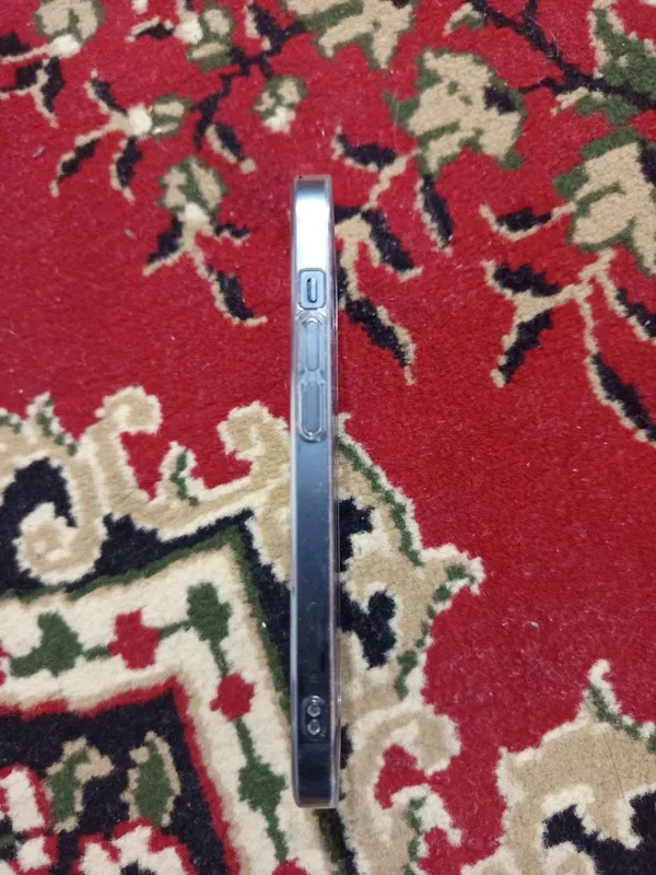 iPhone 13 5