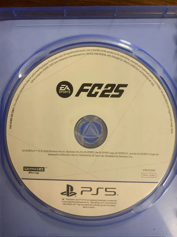 Игровой диск FC 25 на PlayStation 5 — фото 3