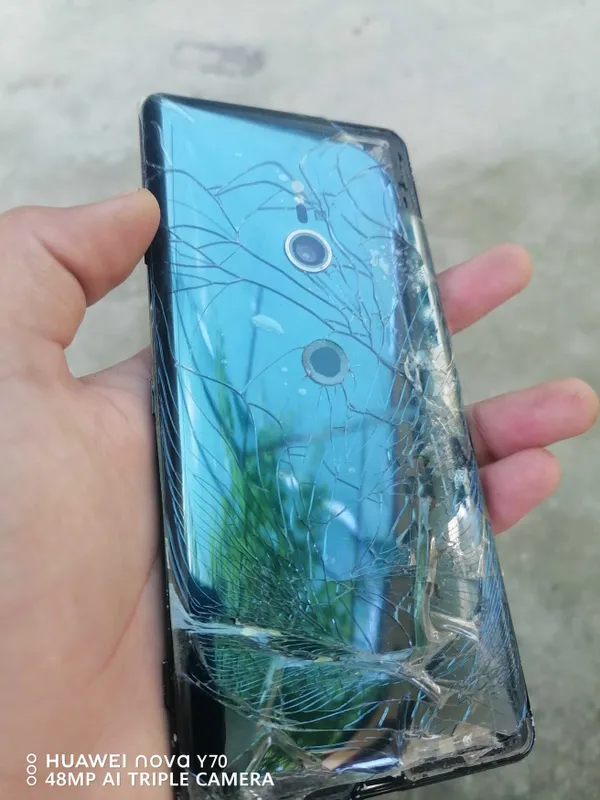 Sony xperia XZ3 sotiladi — фото 3