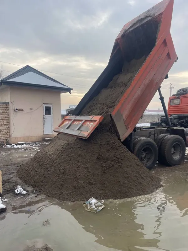Klines sheben chinoz kum kompot gisht shlakablok poima kamazda — фото 1