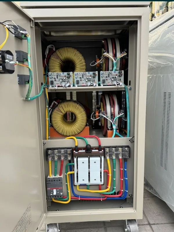 Стабилизатор Andeli 100 kv