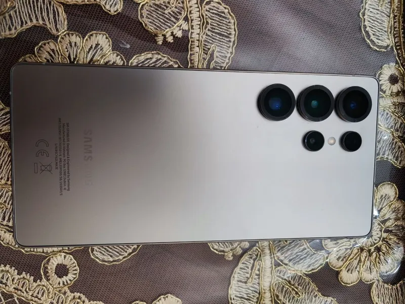 samsung S25 ultra 12/256