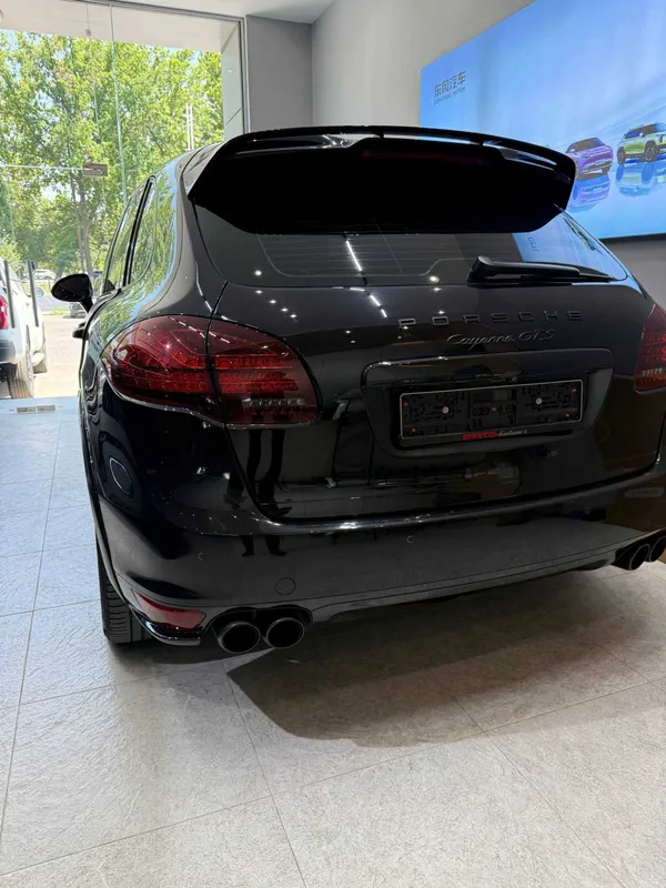 Porsche Cayenne GTS — фото 1