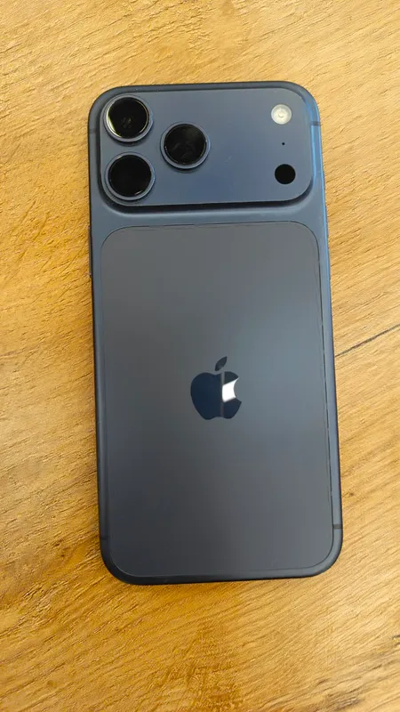 IPhone 17 Pro Max, 256 ГБ, Z/DA eSIM+SIM 1 IPhone 17 Pro Max, 256 ГБ, Z/DA eSIM+SIM 1