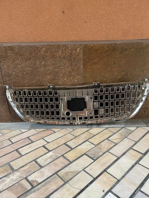 Решетка радиатора W447 Mercedes 1 Решетка радиатора W447 Mercedes 1