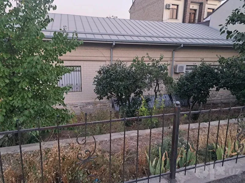 Tsiolkovskiy / Oltintepa uy sotiladi 2 Tsiolkovskiy / Oltintepa uy sotiladi 2
