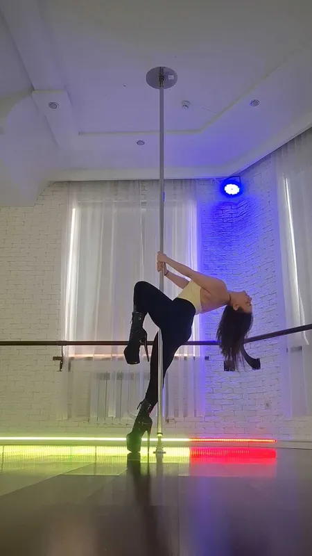 Обучение Pole Exotic в Ташкенте. Женские танцы. Набор в группу. 4