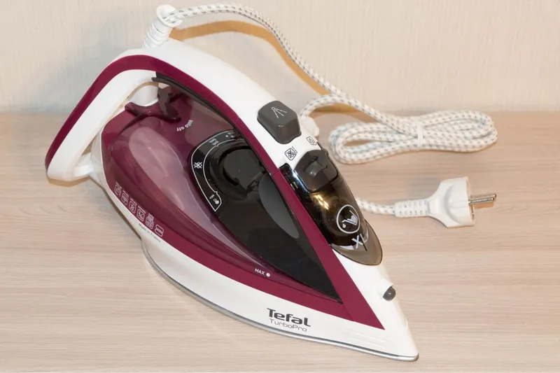 Утюг Tefal FV5605