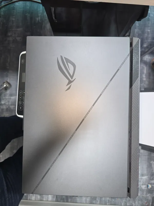 ASUS ROG Strix G814 i9/RTX 4060 16GB/1TB 2