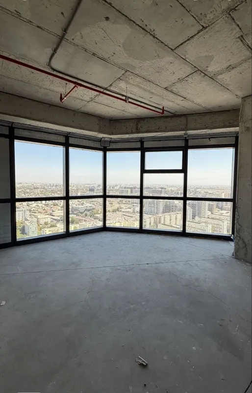 57 m²li 2 xonali kvartira sotiladi, Yakkasaroy tumani 3
