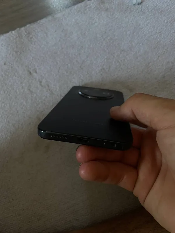 Tecno Spark 30c 3