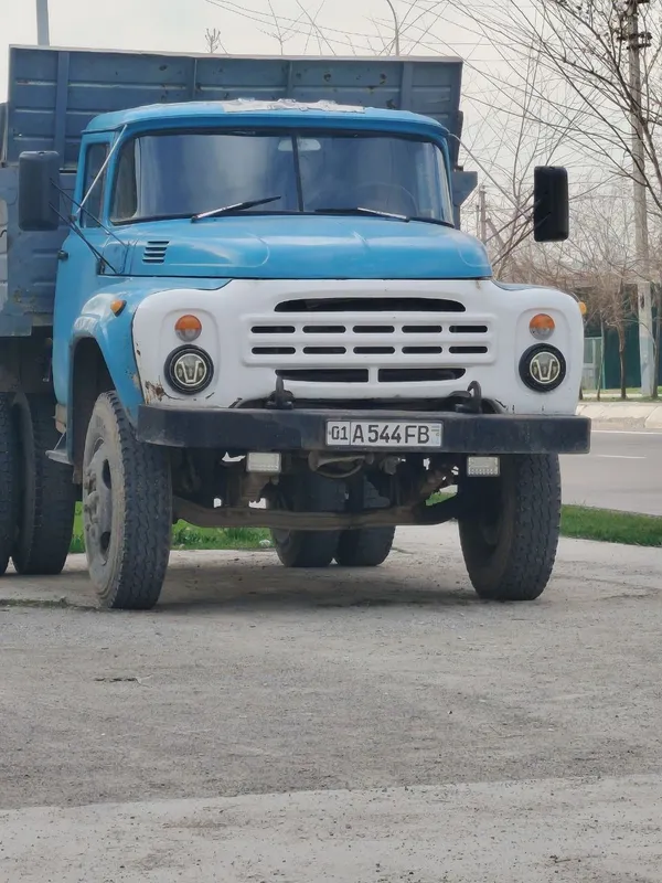 Zil samosval 130