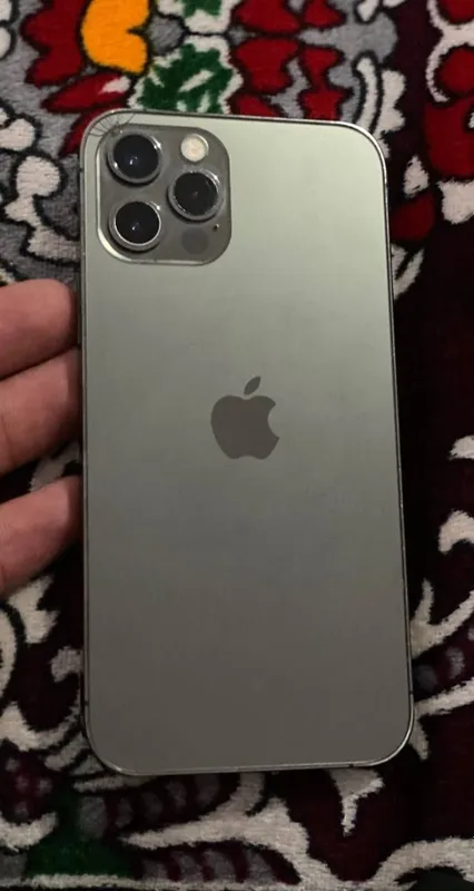 iphone 12 pro 4