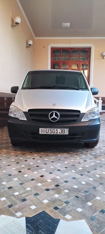 Mercedes Benz Vito — фото 1