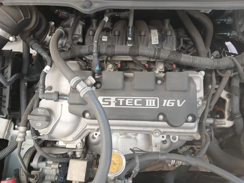 Chevrolet Cobalt LS первая позиция — фото 4