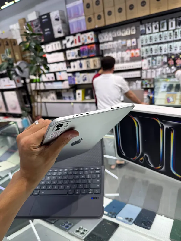 iPad Pro 11 M5 6 iPad Pro 11 M5 6