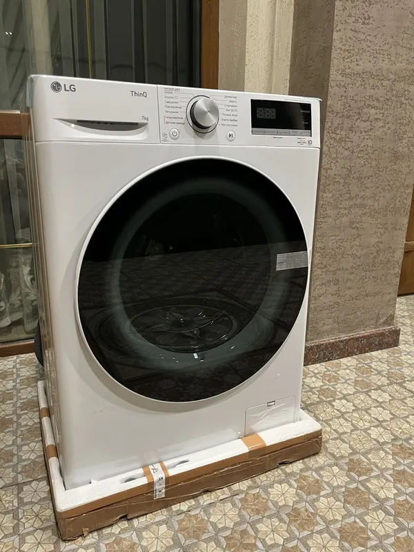 новая стиральная машина LG