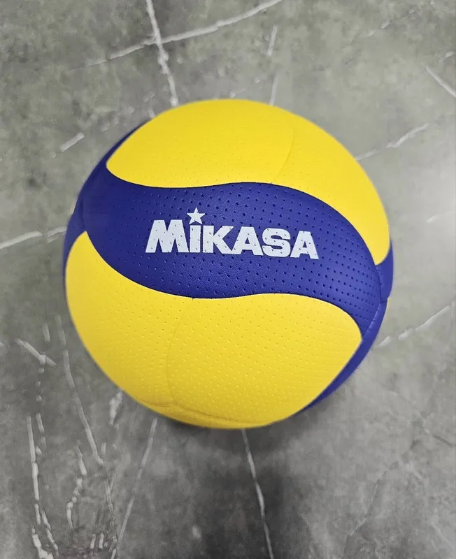 Волейбольный мяч Mikasa v200w 1
