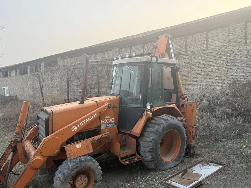 Сдаётся в аренду экскаватор-погрузчик HITACHI 3 Сдаётся в аренду экскаватор-погрузчик HITACHI 3