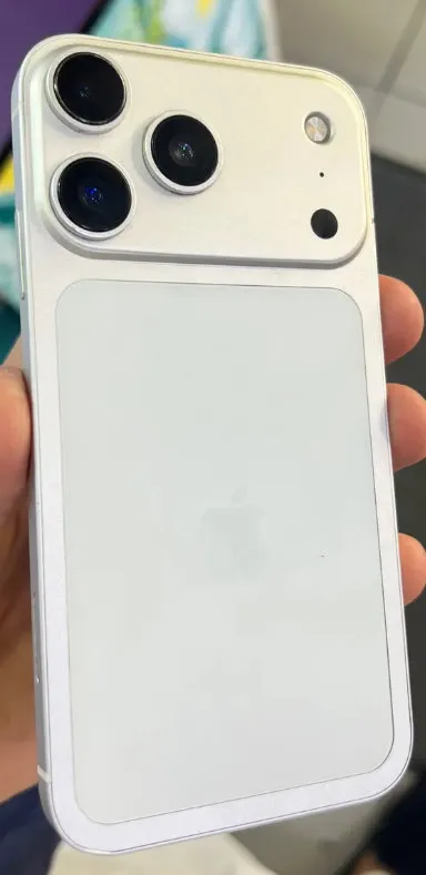 Iphone xr 17pro