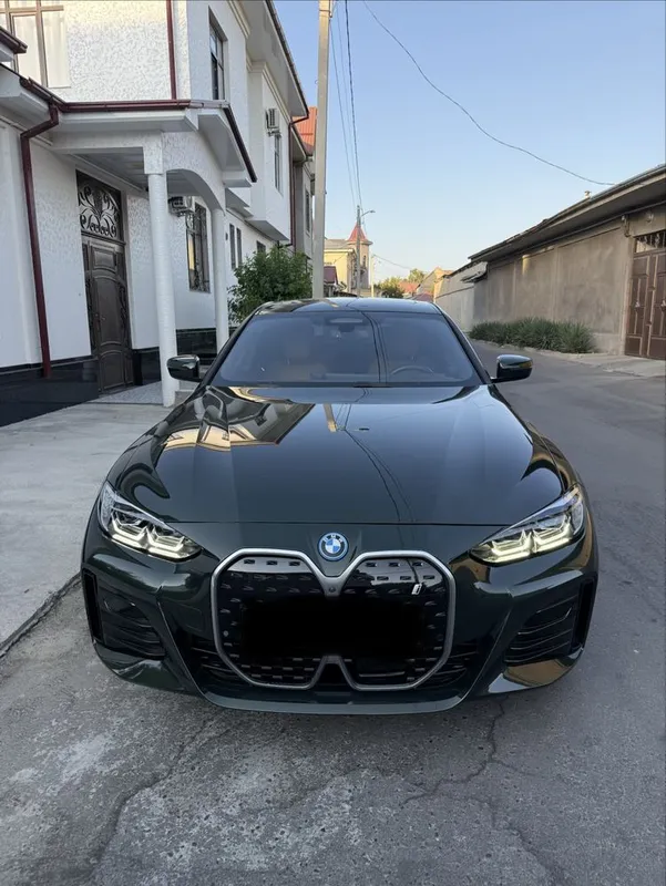BMW I4 40i idial holati 2 BMW I4 40i idial holati 2