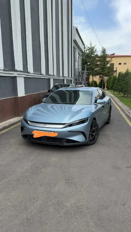 BYD Han EV (715KM Flagship)