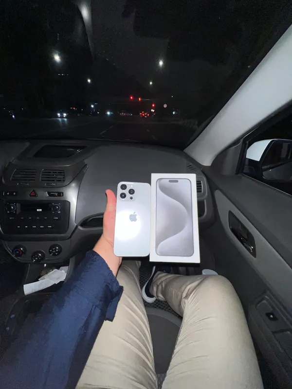 iPhone 15 pro max 256 gb ёмкость 87.541 цикл 1