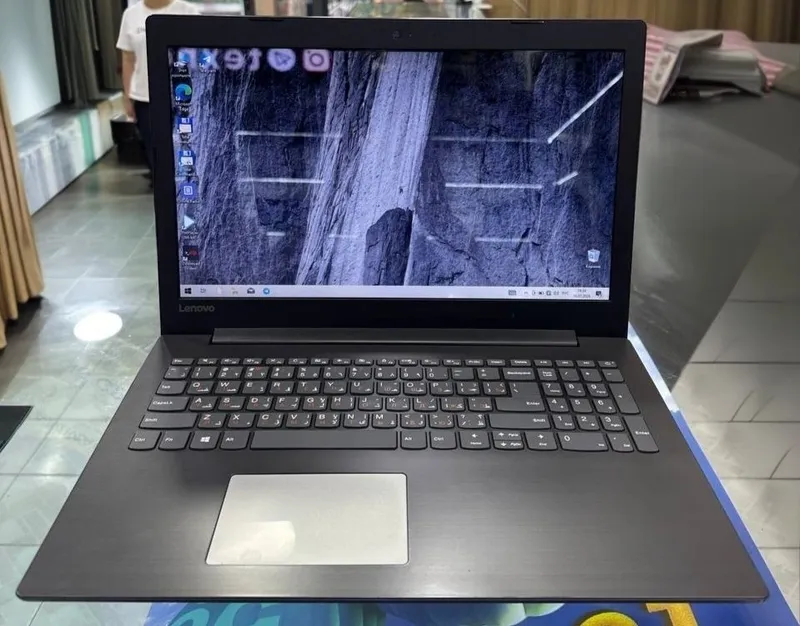 Lenovo Lenovo