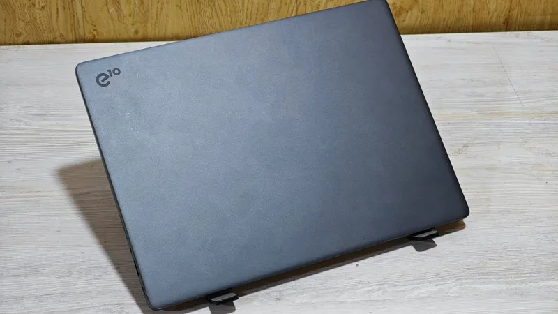 Acer G10 14 noutbuki 1