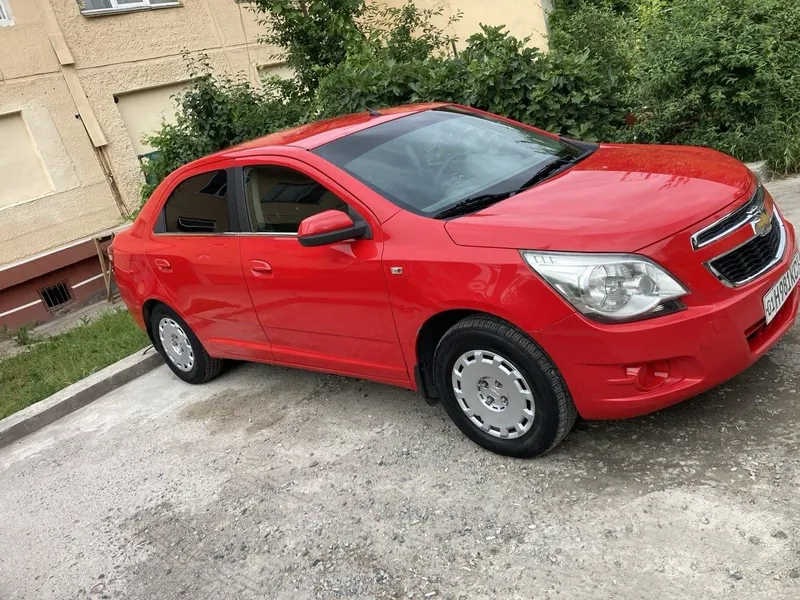 Chevrolet cobalt — фото 3
