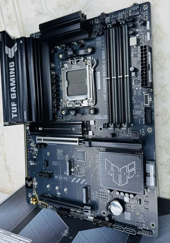 Asus Tuf Gaming B650E-E WIFI7 DDR5 AM5 — фото 2
