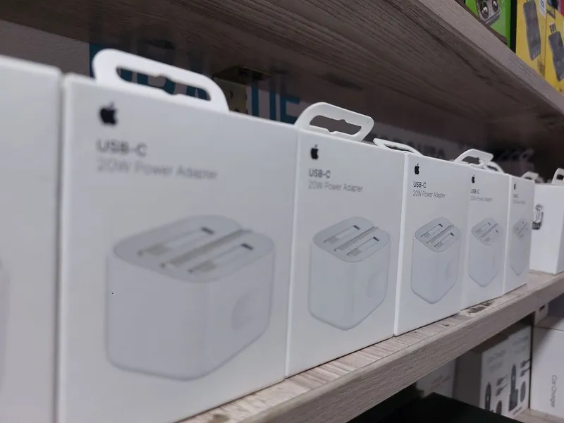 Iphone Samsung zaryadchik 100% orginal 1 yil garatiya beriladi