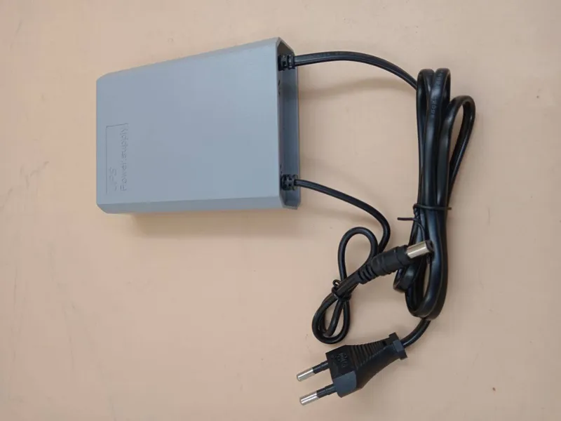 UPS power supply для камеры и Wi‑Fi роутера