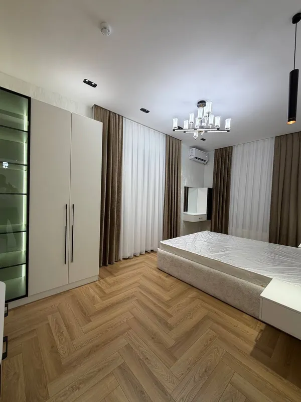 Продаётся 4-комнатная квартира в ЖК Bm group Charx Novza 6