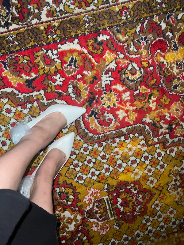 Ayollar oyoq keyimi