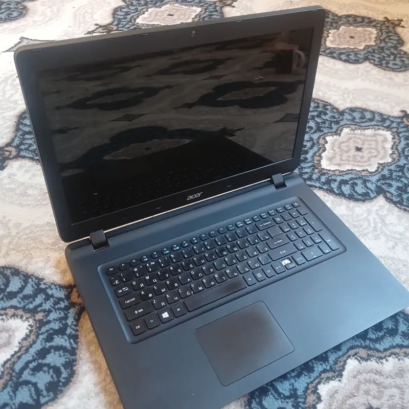 Acer Aspire ES1-732 Intel Pentium N4200, 4GB/600GB 1