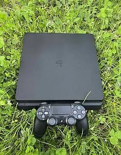 Sony Playstation 4 slim