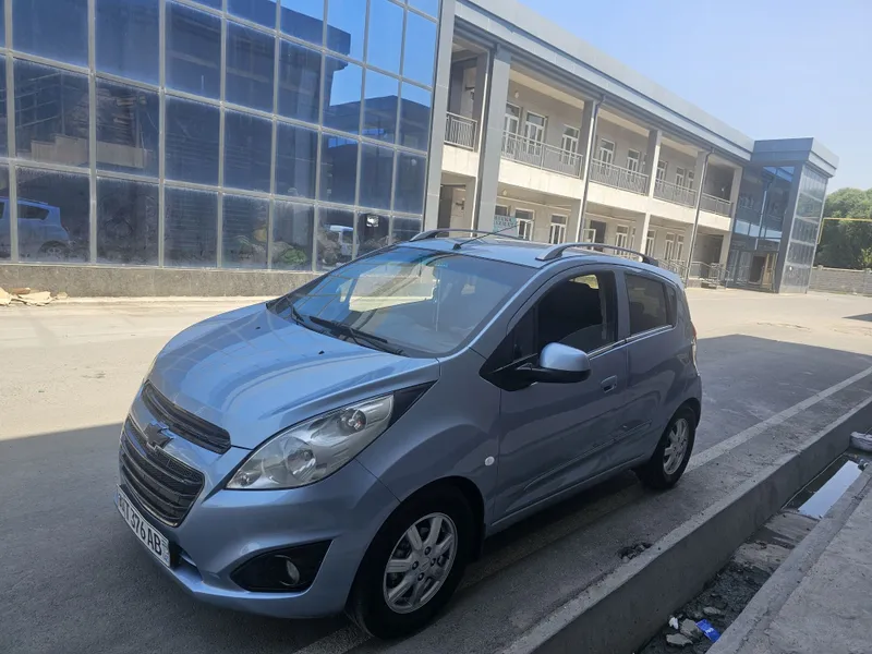 Spark sotiladi radnoy kraska 1 Spark sotiladi radnoy kraska 1