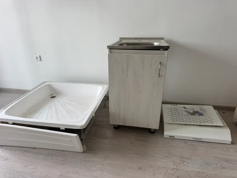 3.ta glam yangi,vetichka,rakiveniya shkaf,vanna